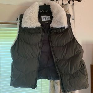 Olive green puffy vest, Medium
